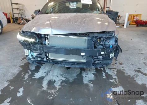 2025 Hyundai Elantra Sel Sport z USA, uszkodzony, nr VIN KMHLM4DG5SU872696